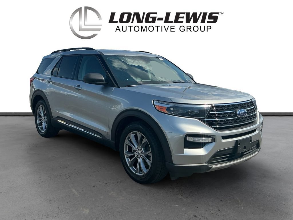 Certified 2022 Ford Explorer XLT w/ Equipment Group 202A RWD image 10