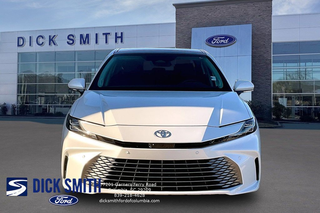 Used 2025 Toyota Camry XLE w/ Premium Plus Package FWD image 2