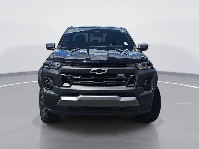 Used 2025 Chevrolet Colorado Trail Boss AWD/4WD image 8