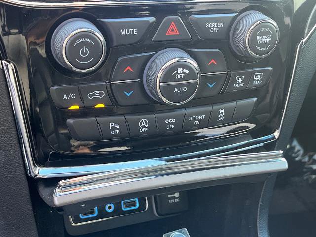 Used 2019 Jeep Grand Cherokee Limited w/ Luxury Group II image 10
