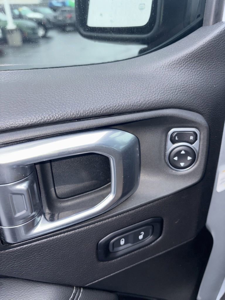 Used 2023 Jeep Gladiator Rubicon w/ Cold Weather Group image 25