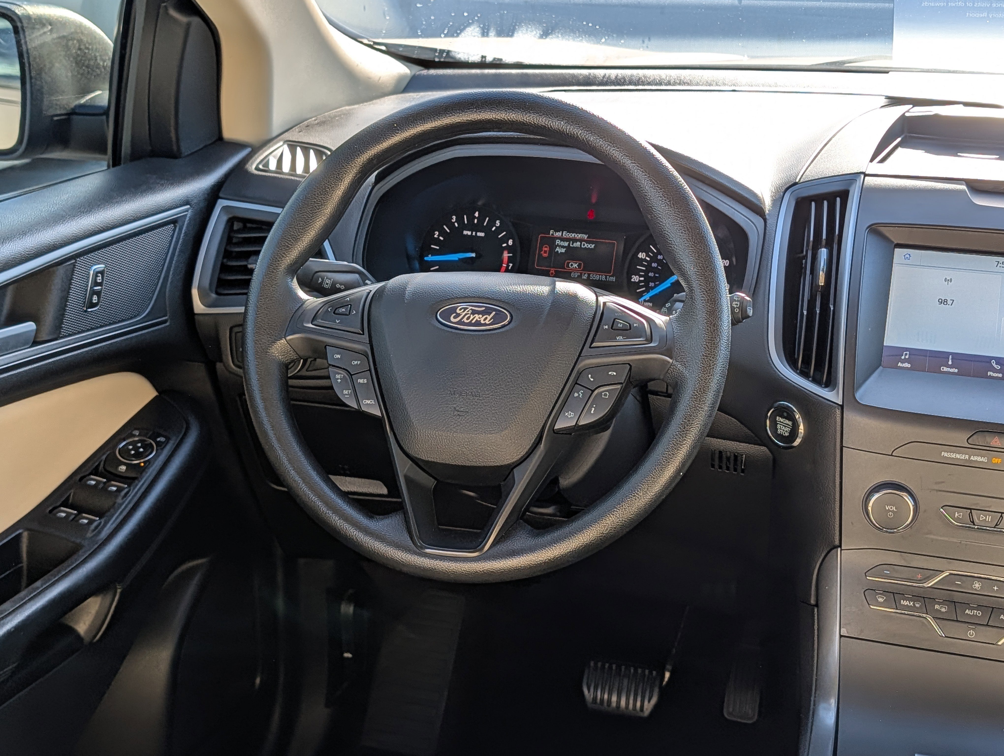 Certified 2020 Ford Edge SE image 16