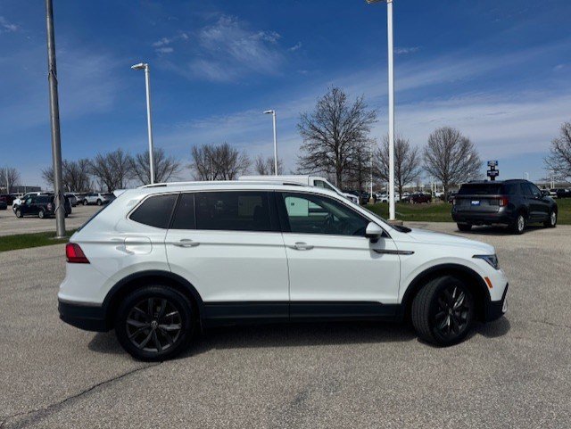 Used 2022 Volkswagen Tiguan SE image 6