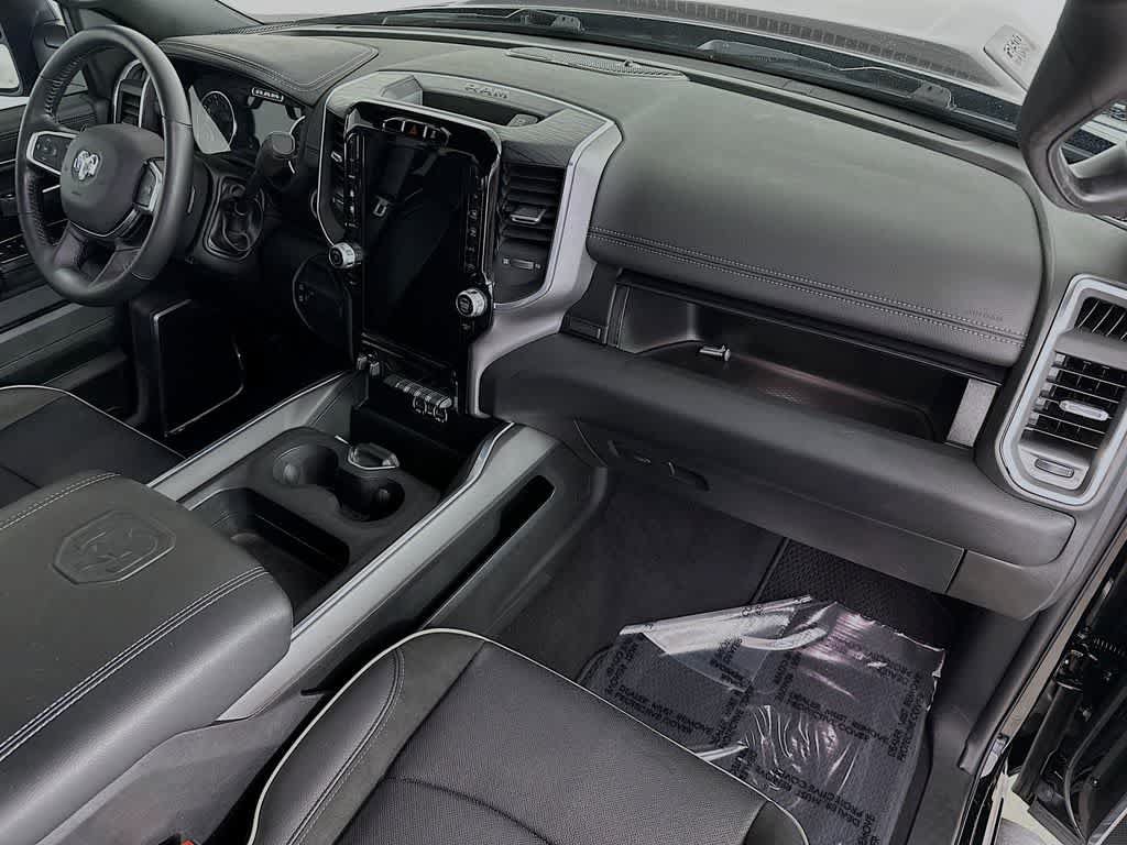 Used 2024 RAM 2500 Laramie w/ Night Edition AWD/4WD image 32