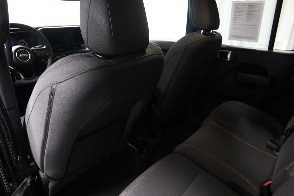 Used 2024 Jeep Wrangler Sport S image 21