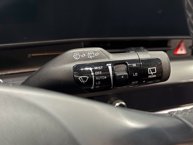 Used 2024 Kia Sportage EX FWD image 15