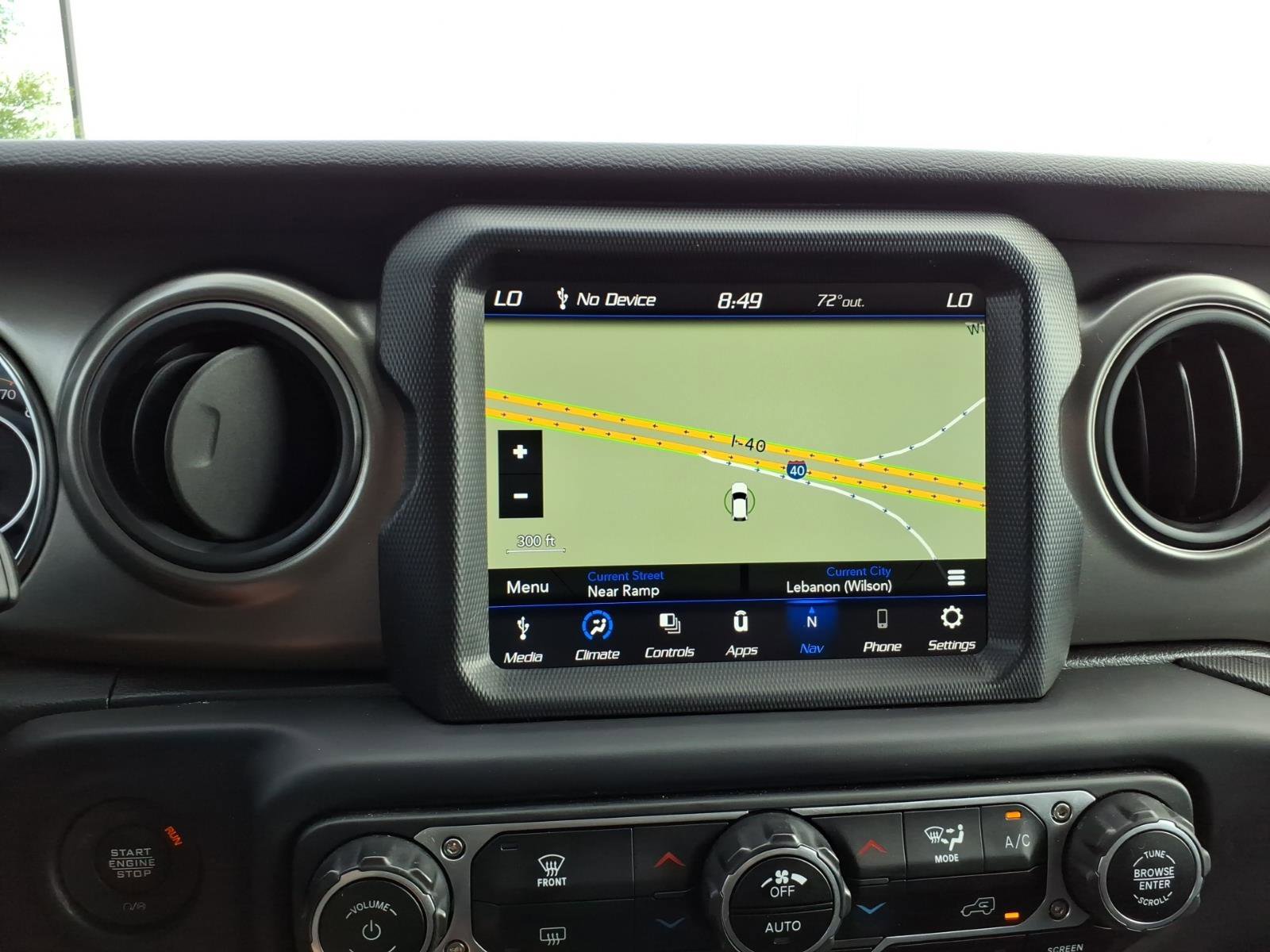 Used 2023 Jeep Gladiator Sport AWD/4WD image 18