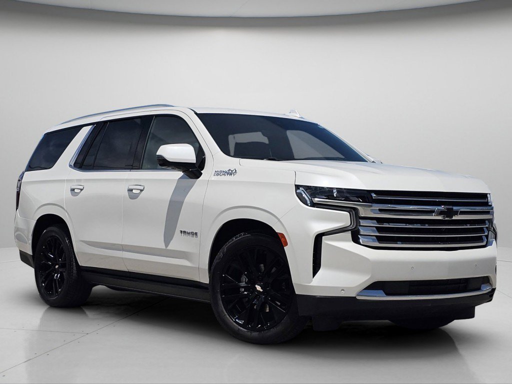 Used 2022 Chevrolet Tahoe High Country AWD/4WD image 2