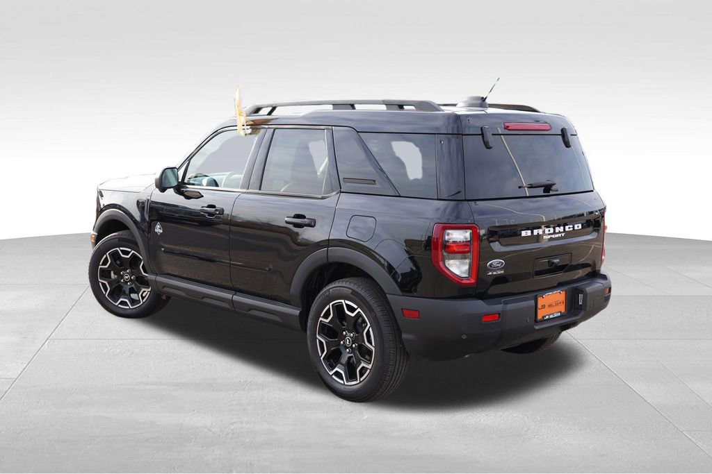 Certified 2025 Ford Bronco Sport Outer Banks w/ Outer Banks Tech Package+ image 4