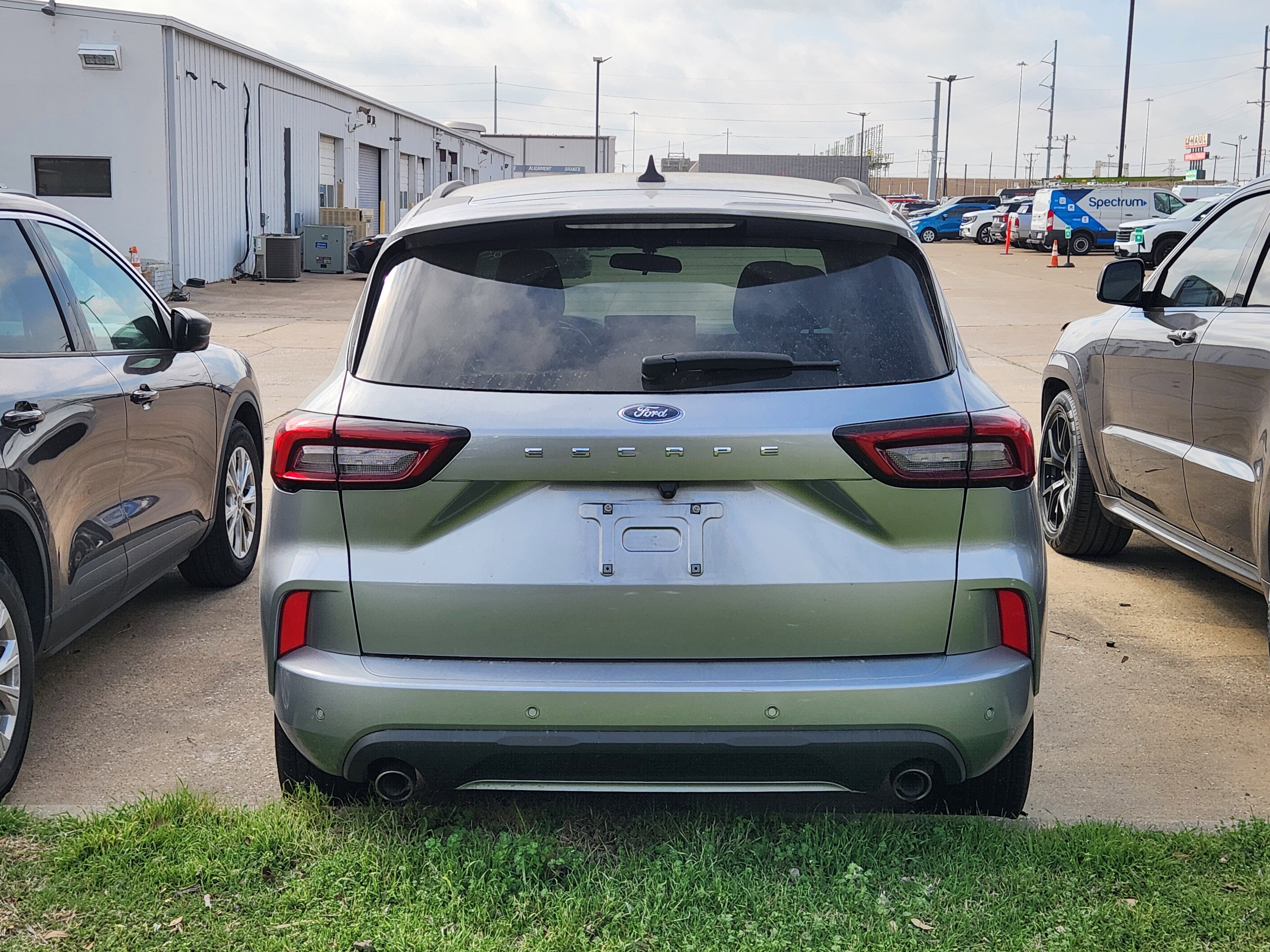 Certified 2024 Ford Escape ST-Line w/ Tech Pack #1 image 4