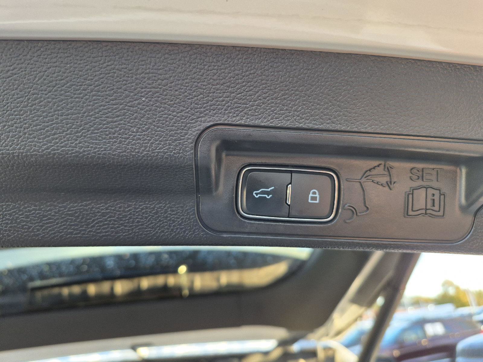 Certified 2023 Ford Explorer XLT w/ Equipment Group 202A image 11