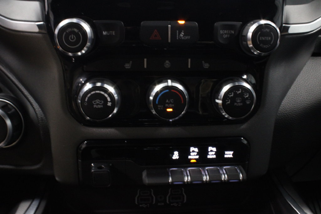 Used 2025 RAM 1500 Big Horn AWD/4WD image 28