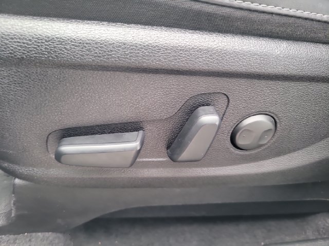 Used 2024 Kia Telluride S w/ S Sunroof Package FWD image 12