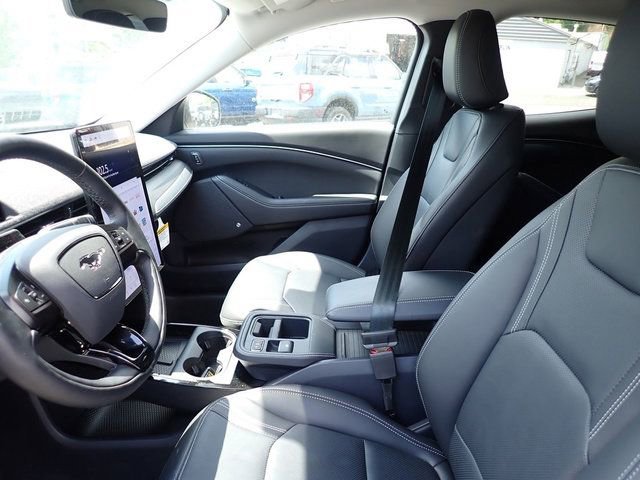 Certified 2025 Ford Mustang Mach-E Premium AWD/4WD image 17