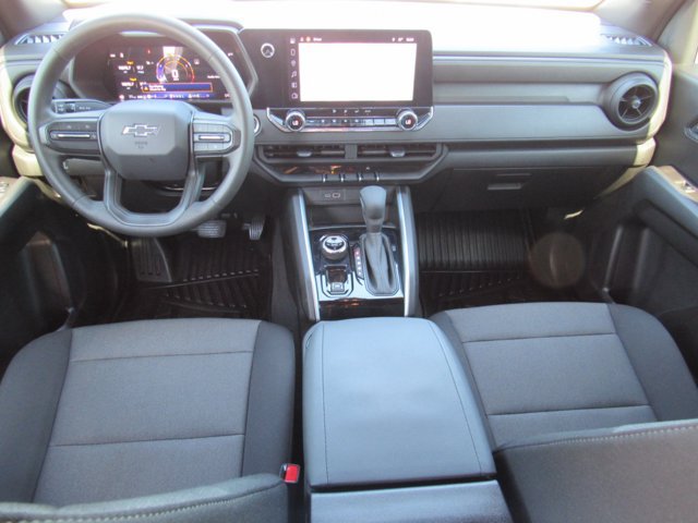 Used 2025 Chevrolet Colorado Trail Boss AWD/4WD image 25