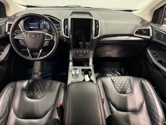 Certified 2024 Ford Edge Titanium AWD/4WD image 32
