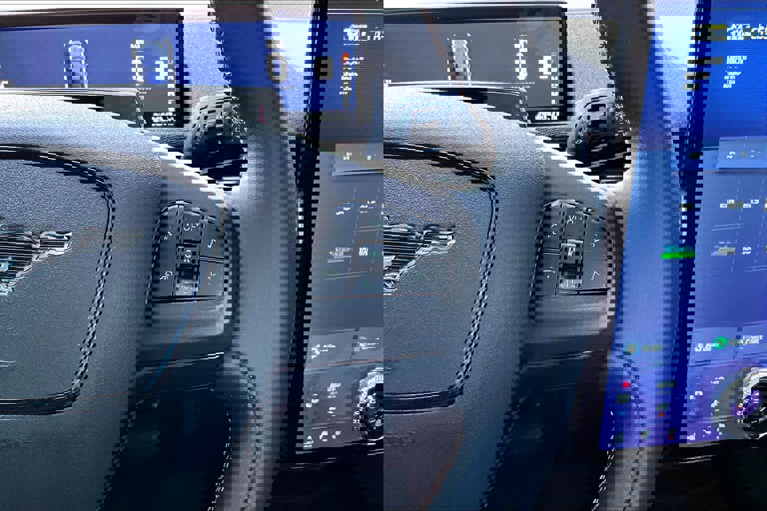 Certified 2023 Ford Mustang Mach-E GT image 25