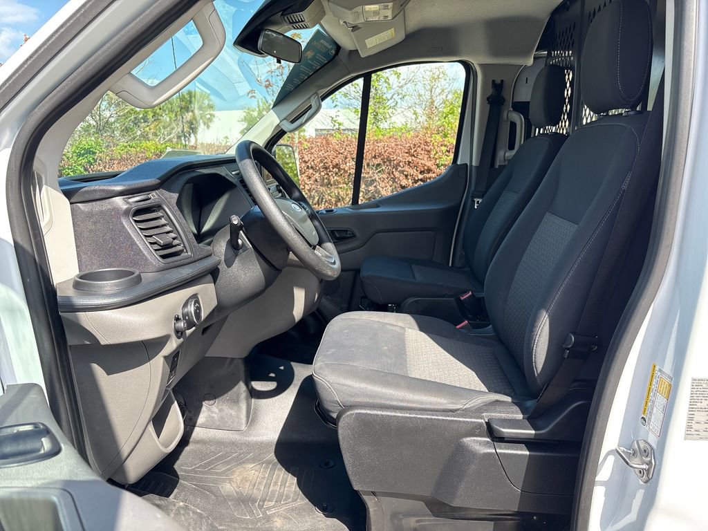 Certified 2024 Ford Transit 250 Low Roof w/ Exterior Upgrade Package image 29
