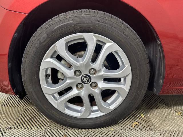 Used 2017 Toyota Yaris iA image 12