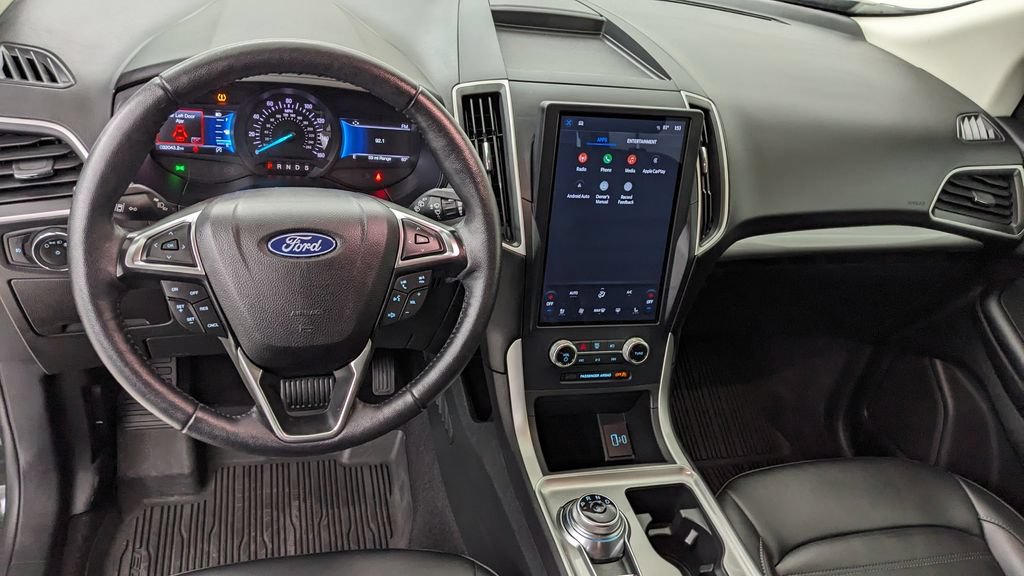 Certified 2023 Ford Edge SEL w/ Convenience Package AWD/4WD image 3
