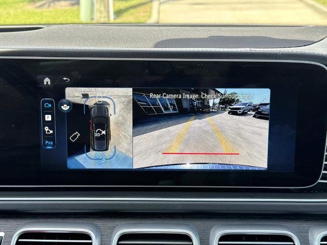 Used 2025 Mercedes-Benz Maybach GLS 600 4MATIC image 28