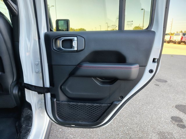 Used 2021 Jeep Wrangler Unlimited Rubicon w/ Uconnect 4C Nav & Sound Group AWD/4WD image 16