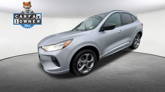 Certified 2024 Ford Escape ST-Line w/ Tech Pack #1 AWD/4WD image 5