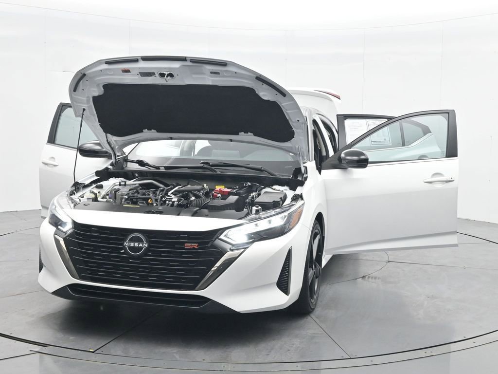 Used 2025 Nissan Sentra SR FWD image 34