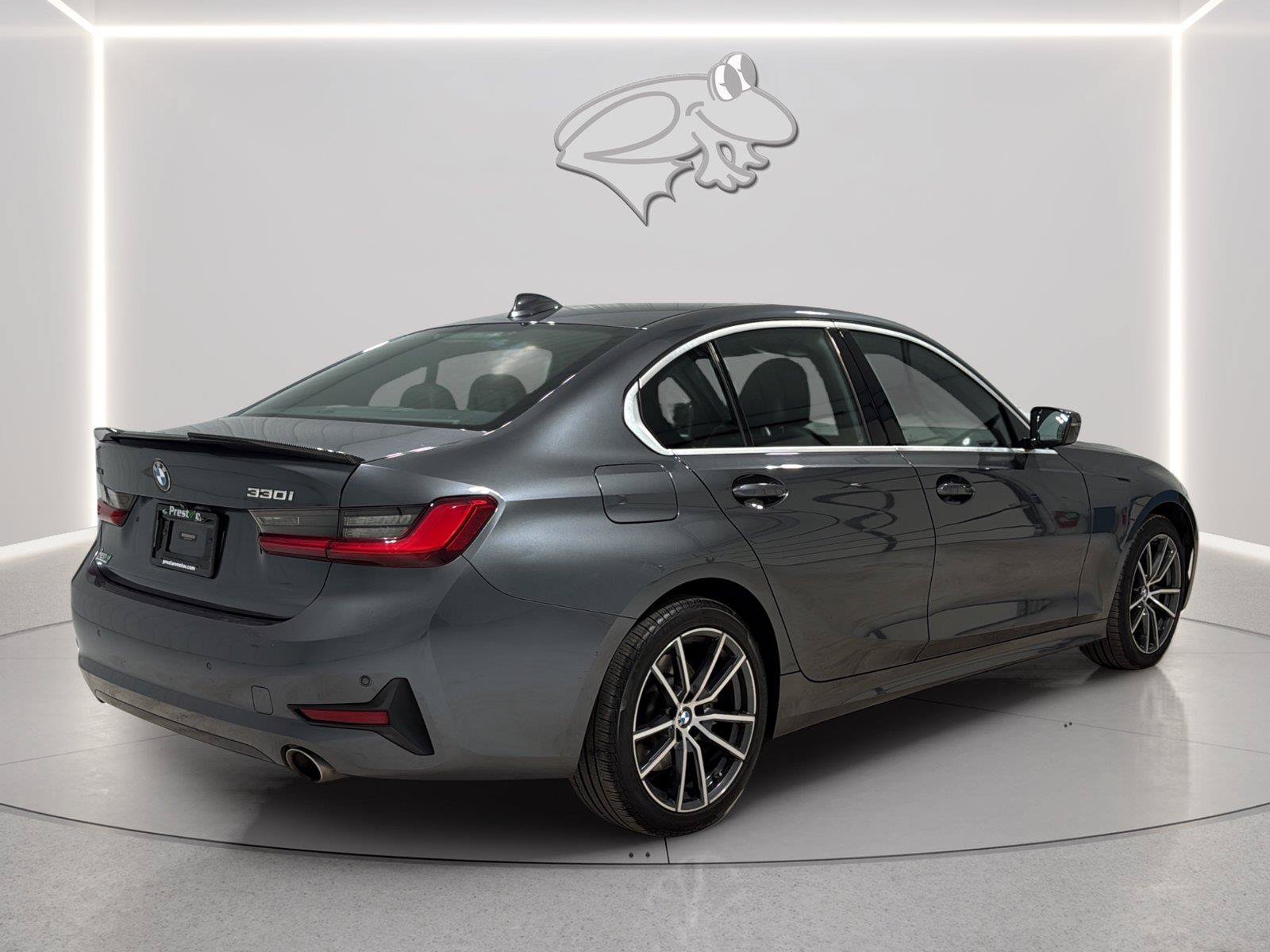 Used 2019 BMW 330i xDrive Sedan w/ Convenience Package AWD/4WD image 6