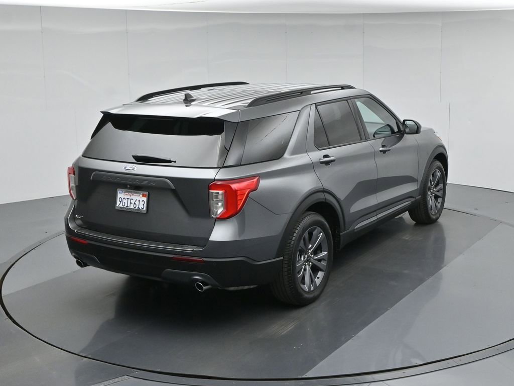 Certified 2023 Ford Explorer XLT w/ Equipment Group 202A image 39