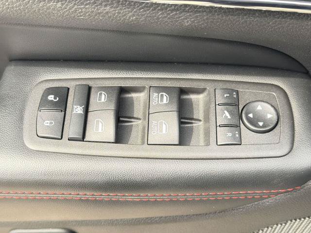 Used 2021 Jeep Grand Cherokee Trailhawk w/ Trailhawk Luxury Group AWD/4WD image 17
