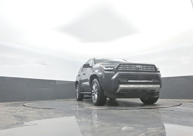 Used 2025 Toyota 4Runner Limited AWD/4WD image 33