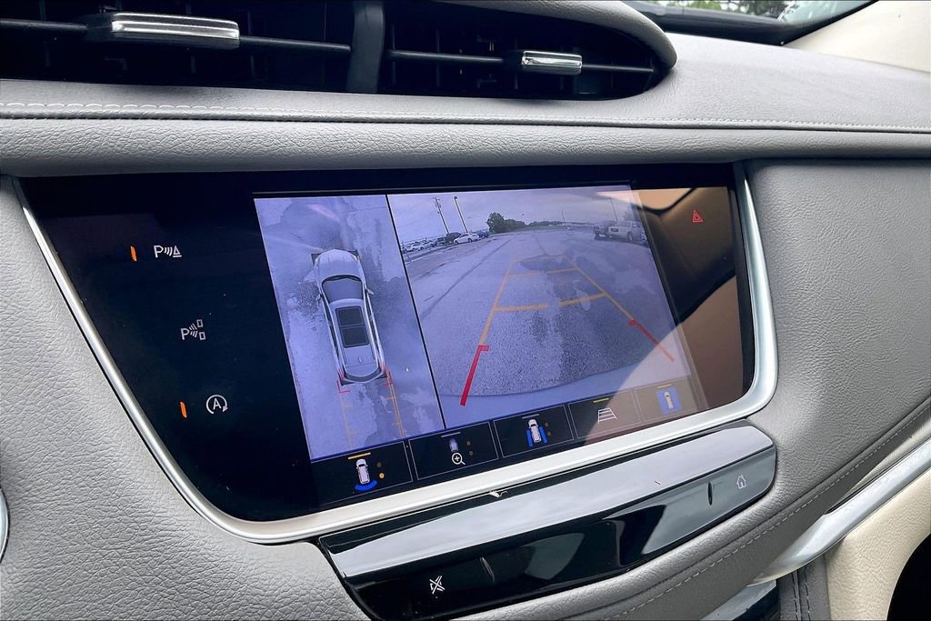 Used 2023 Cadillac XT5 Premium Luxury w/ Technology Package FWD image 13