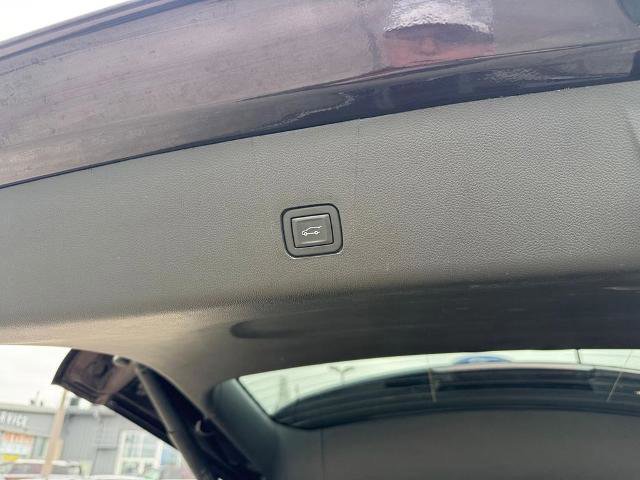 Used 2023 Chevrolet Traverse Premier w/ LPO, Floor Liner Package image 7