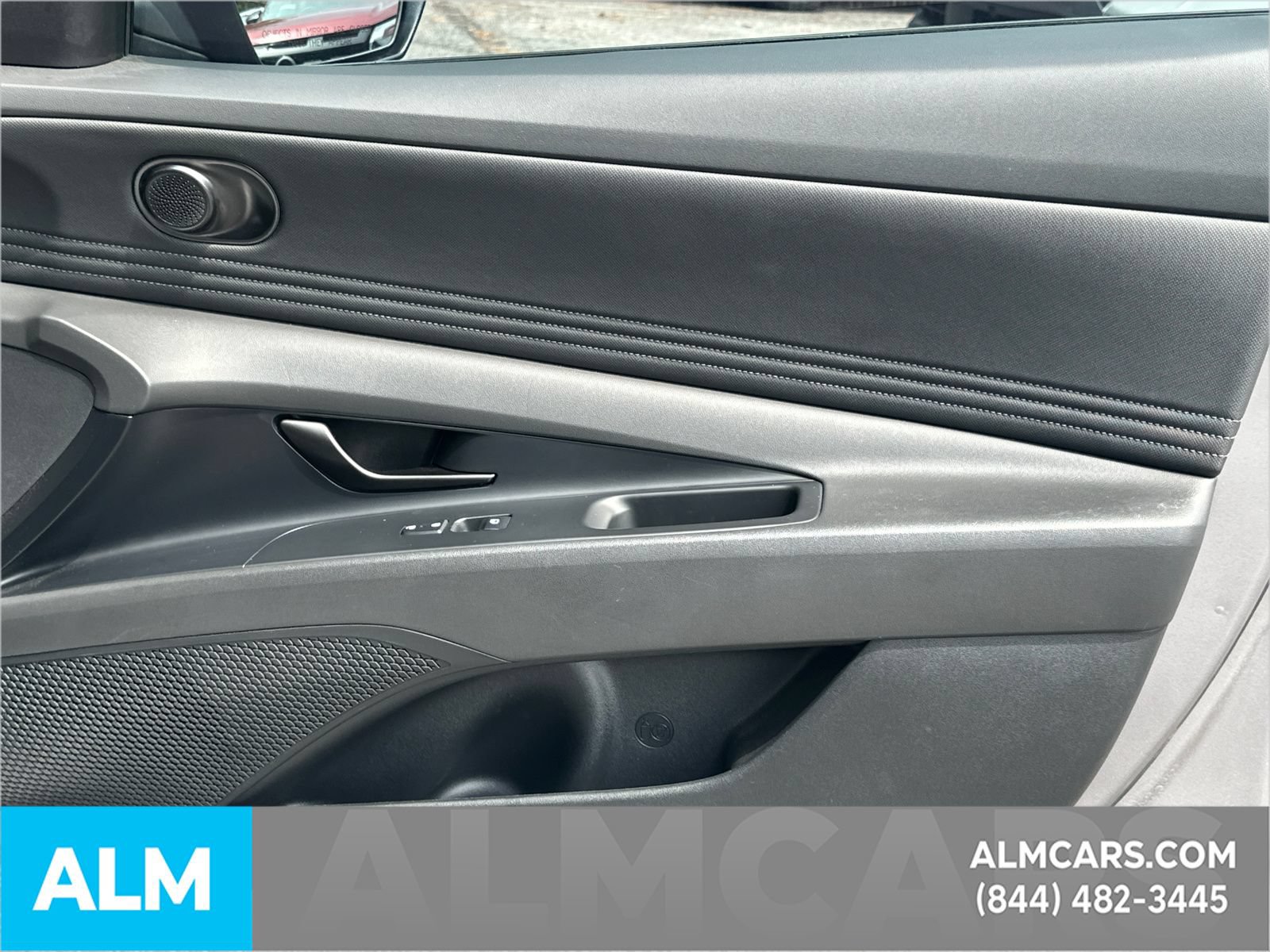 Used 2024 Hyundai Elantra Limited FWD image 16