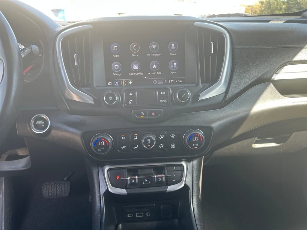 Used 2024 GMC Terrain SLT image 19
