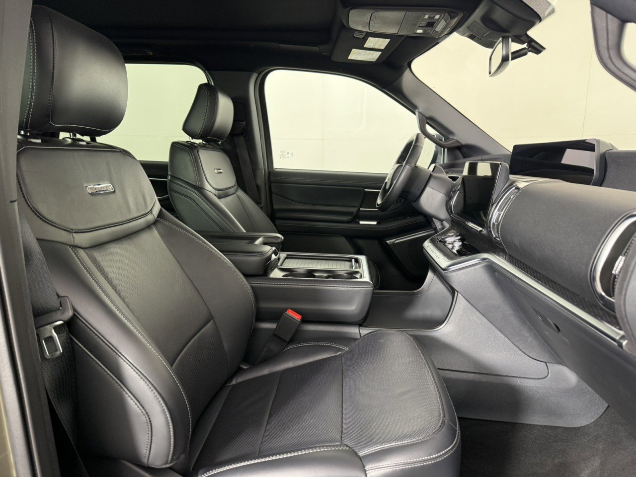 Certified 2025 Ford Expedition Max Platinum w/ Stealth Performance Package image 11