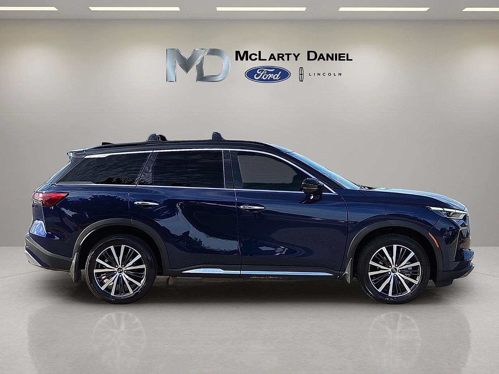 Used 2025 INFINITI QX60 Autograph w/ Cargo Package AWD/4WD image 6