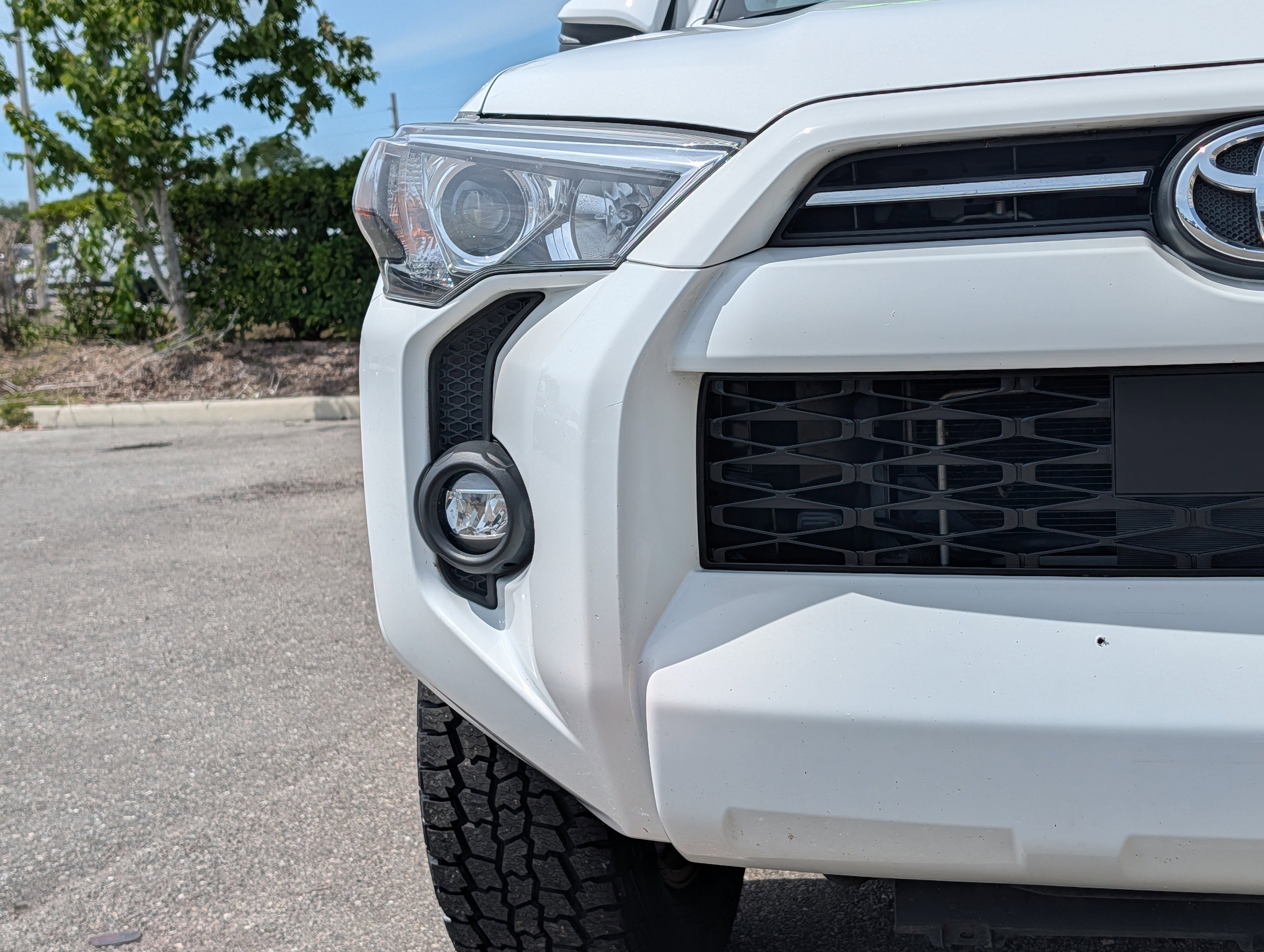 Used 2022 Toyota 4Runner SR5 Premium w/ Moonroof Package AWD/4WD image 9