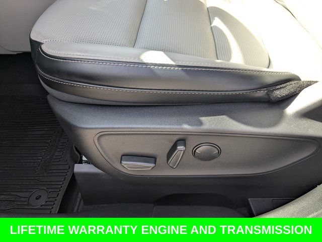 Certified 2024 Ford Escape Platinum AWD/4WD image 21