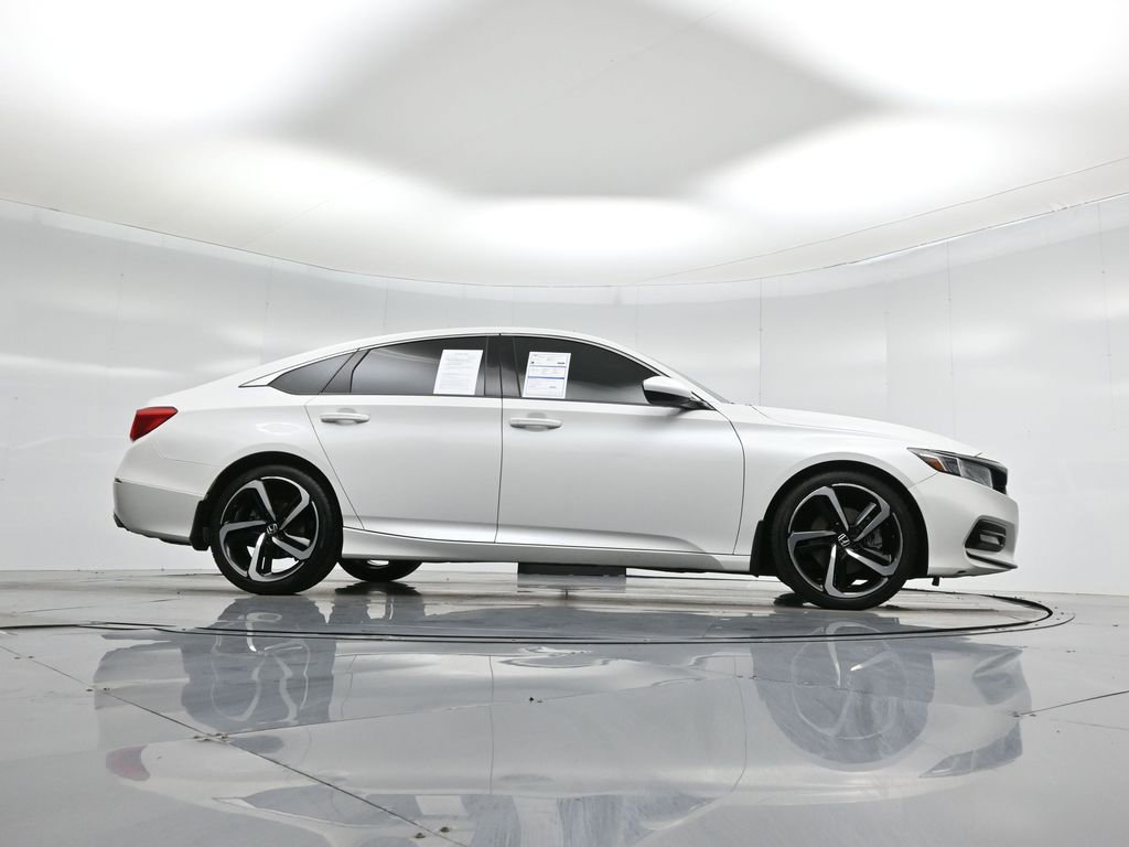 Used 2018 Honda Accord Sport image 45