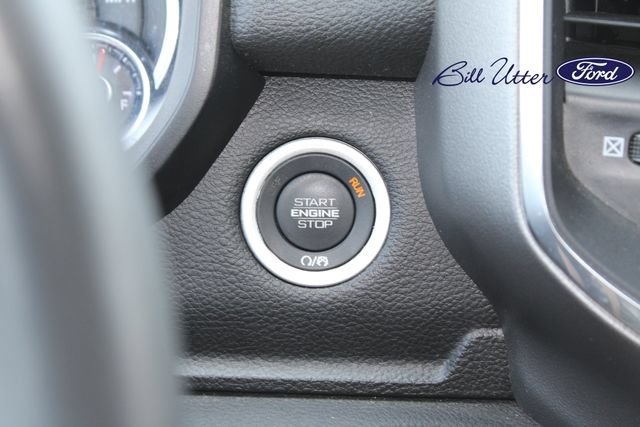 Used 2025 RAM 1500 Laramie AWD/4WD image 23