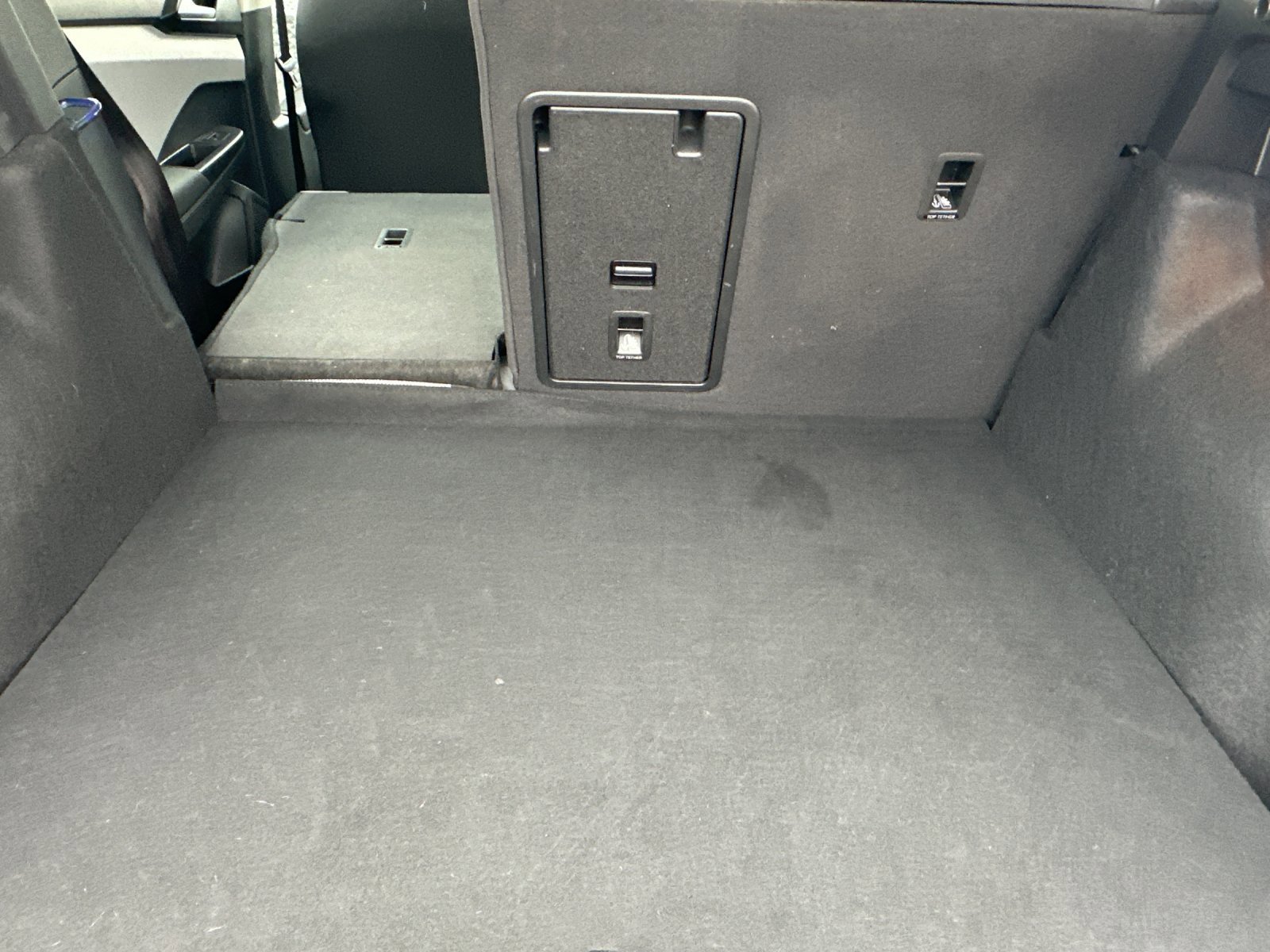 Used 2022 Volkswagen Taos S image 15