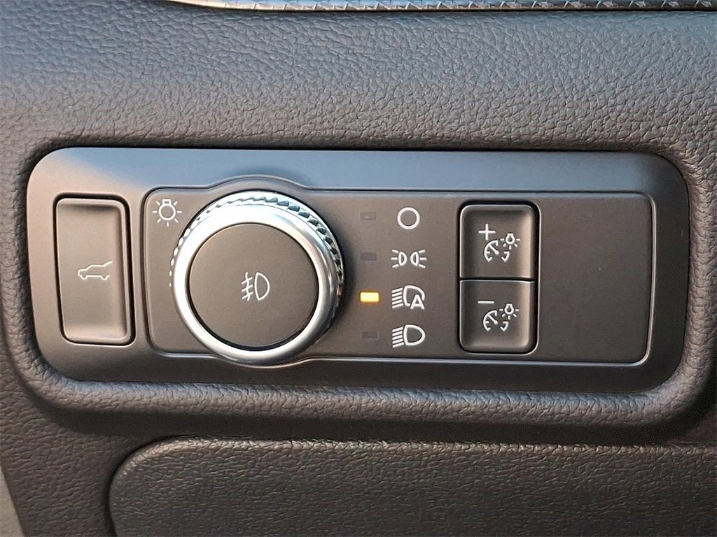 Certified 2022 Ford Explorer ST w/ Equipment Group 401A image 25