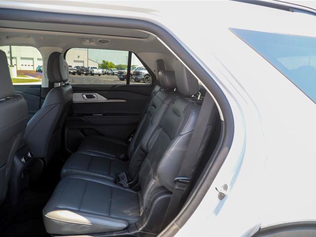 Certified 2025 Ford Explorer Active w/ Active Comfort Package AWD/4WD image 30