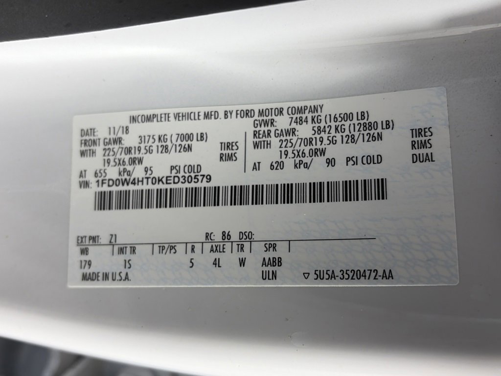 Certified 2019 Ford F450 XL w/ Power Equipment Group image 9