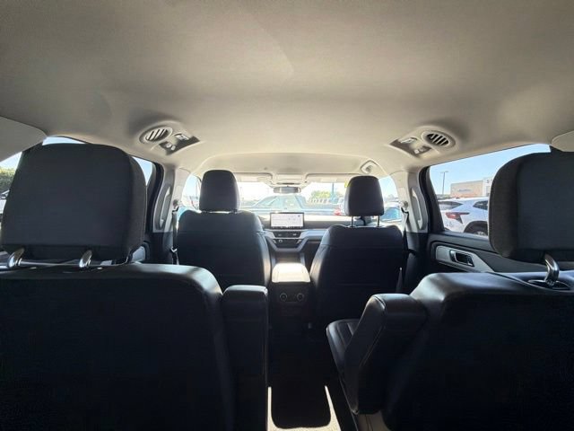 Certified 2025 Ford Explorer Active w/ Active Comfort Package AWD/4WD image 21