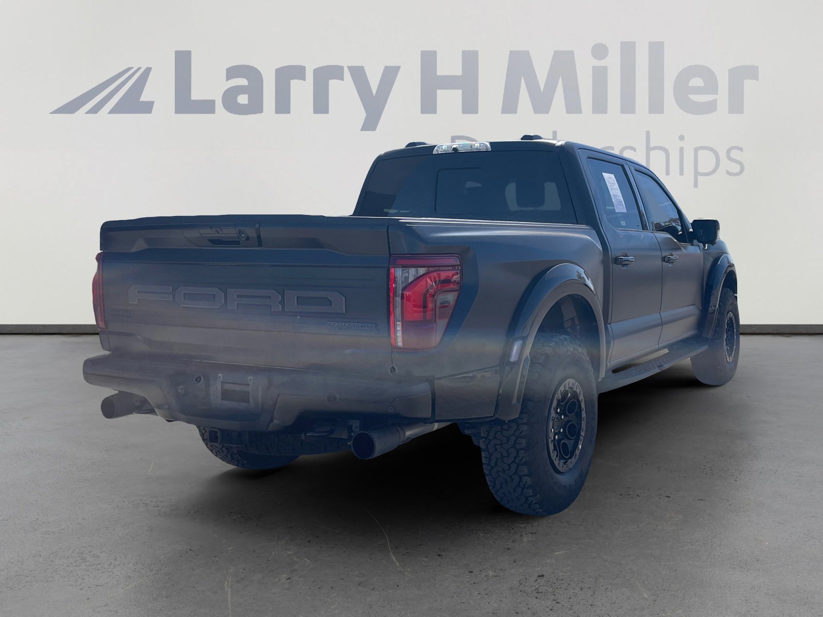 Certified 2025 Ford F150 Raptor image 5