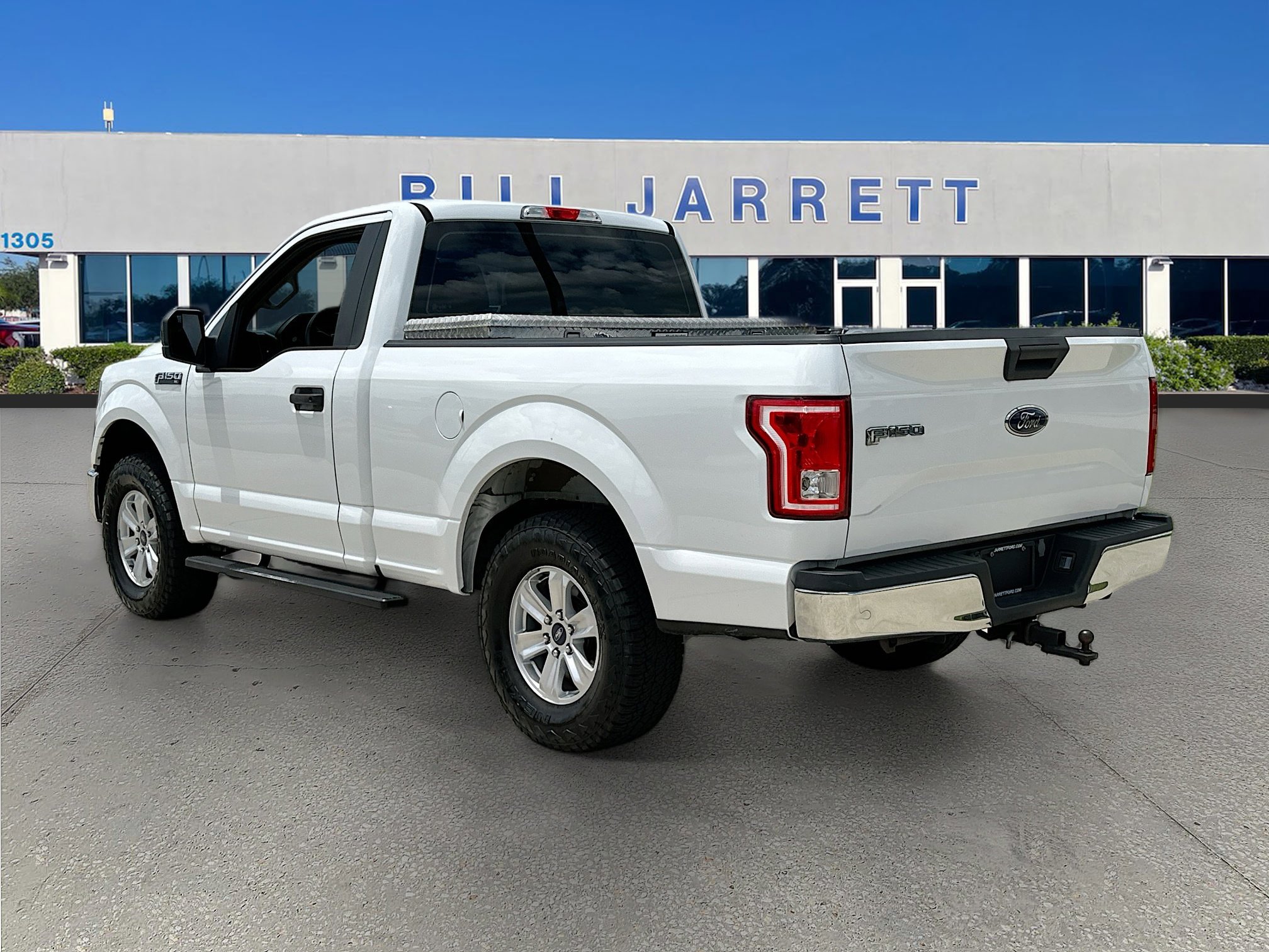 Certified 2017 Ford F150 XL w/ Equipment Group 101A Mid RWD image 5