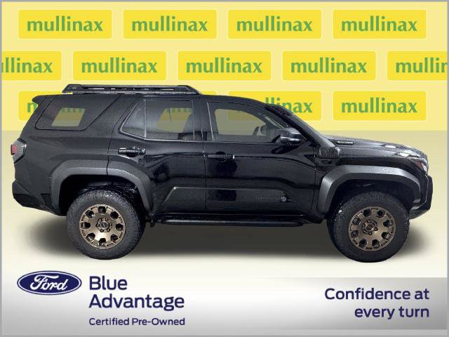 Used 2025 Toyota 4Runner Trailhunter AWD/4WD image 2